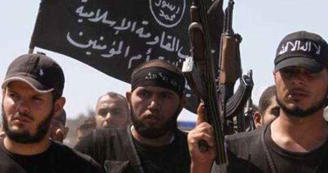 IŞİD ve El Nusra ilk kez esir değiştirdi