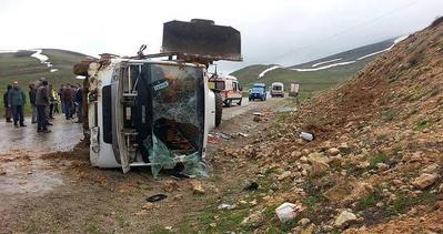 Erzurum’da feci kaza: 27 yaralı
