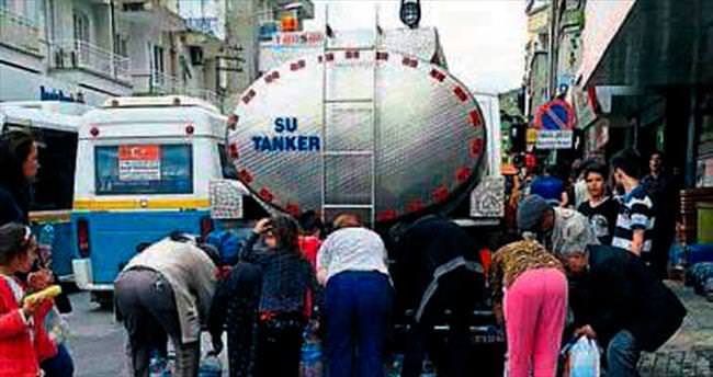 İzmir’de su izdihamı!