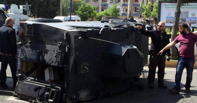 Diyarbakır’da zırhlı polis aracı takla attı: 4 yaralı