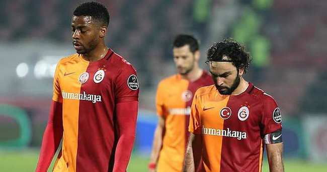 Galatasaray’da Ryan Donk fiyaskosu