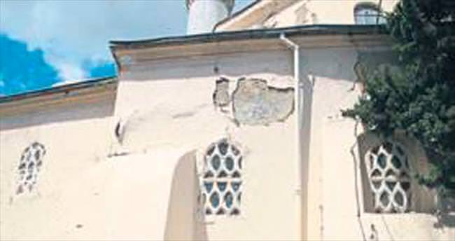 Hatuniye Camisi onarım bekliyor