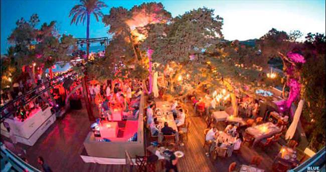 Ibiza’nın en şık beach club’ı Bodrum’a geliyor