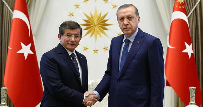 Cumhurbaşkanı Erdoğan Davutoğlu’nun istifasını kabul etti