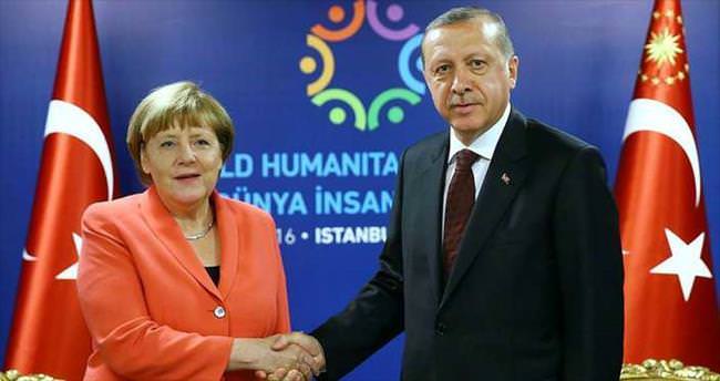 Merkel’den liderlere sitem