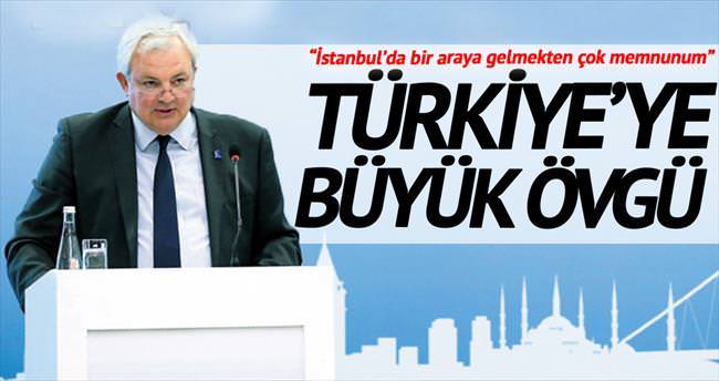 ‘Türkiye olağanüstü cömert davranıyor’