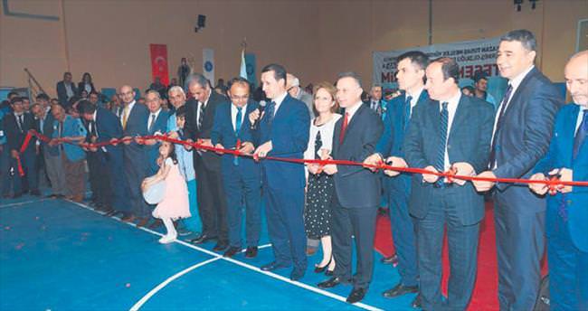 Kazan’da ilk devlet üniversitesi açıldı
