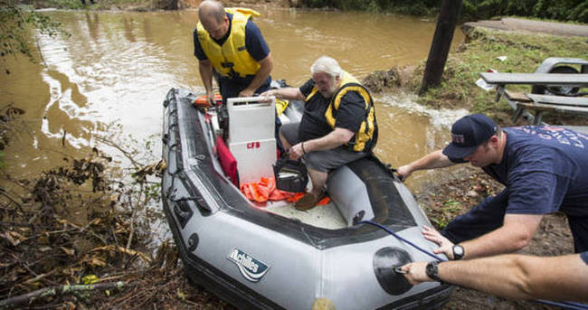 Teksas’ta meydana gelen sel felaketinde 6 kişi öldü