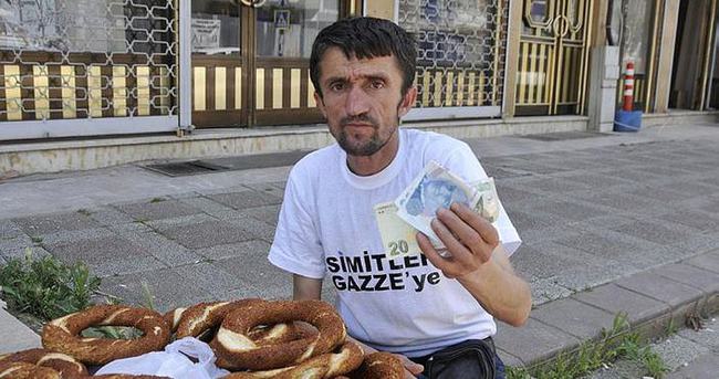 Simit satarak kazandığı parayı Gazze’ye bağışladı