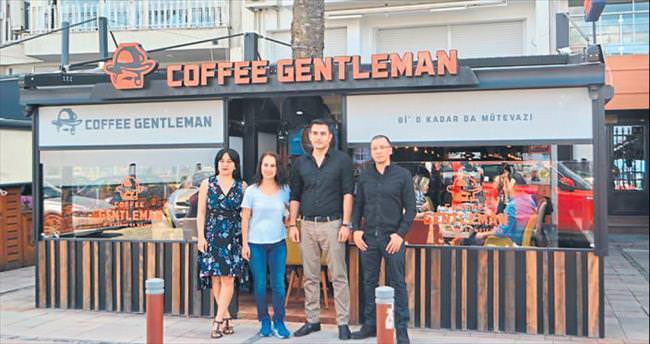 Coffee Gentleman Alsancak’ta açıldı
