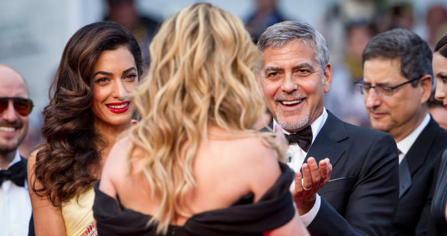 George Clooney, eşini Julia Roberts’la mı aldattı?