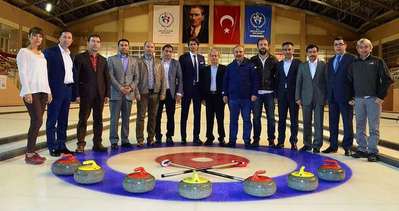 Türkiye’de curlingin tanıtımı için kollar sıvandı