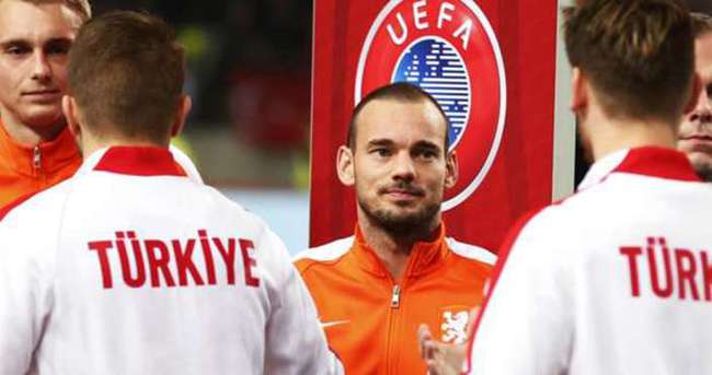 Sneijder’den Türkiye’ye destek