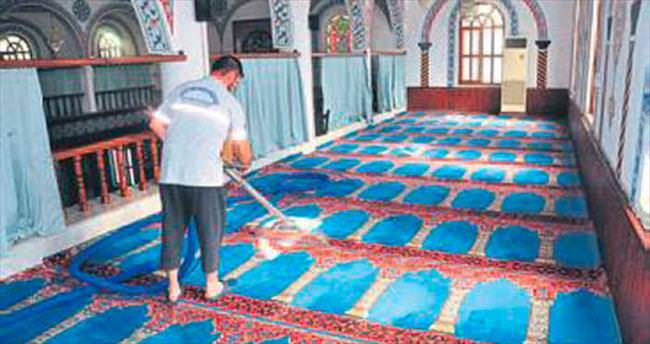 Manavgat’taki camiler pırıl pırıl