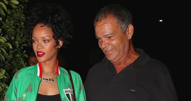 Rihanna’dan babasına 1.8 milyon dolarlık malikane