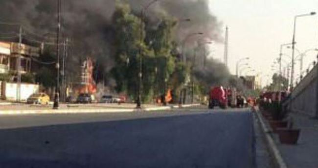 Bağdat’ta camiye intihar saldırısı: En az 12 ölü