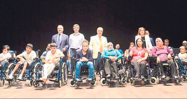 Başkan Fatma Şahin engellileri unutmadı