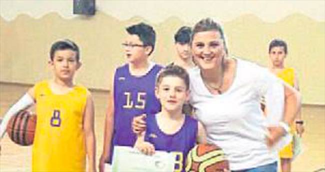 Nallıhanspor Basketbol Okulu’nda sezon sona erdi