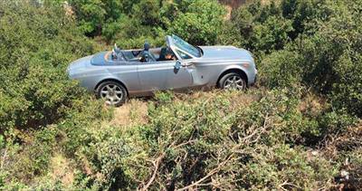 Ağaoğlu’nun Rolls Royce’u kaza yaptı
