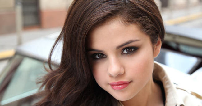 Selena Gomez’in fotoğrafına rekor beğeni