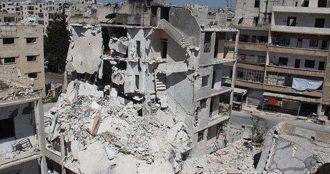 Rus uçakları İdlib’de yerleşim yerini vurdu