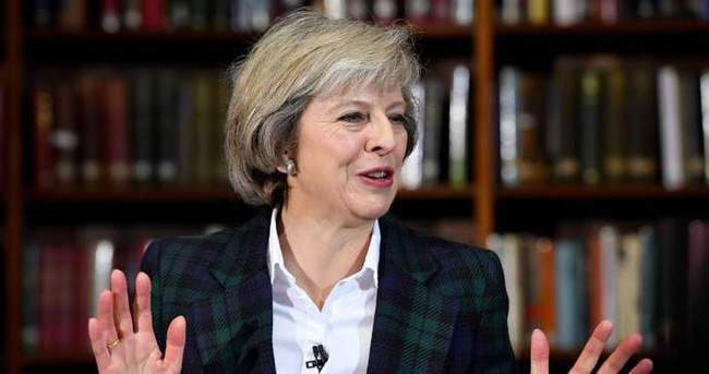 İngiltere Başbakanı May’in ilk Başbakan’a Sorular oturumu
