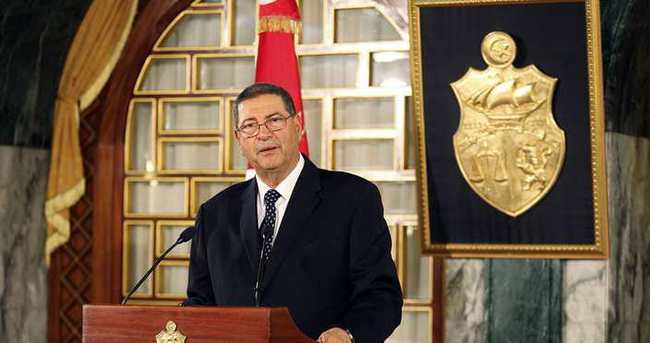 Tunus’ta hükümete güvenoyu talebi