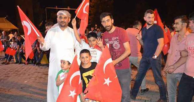 Siirt’te Türk bayrağı karaborsada
