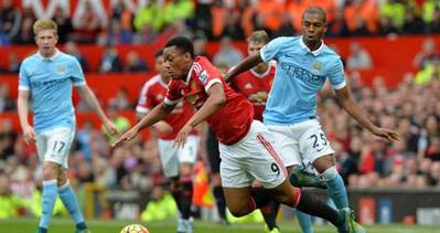 Manchester City-Manchester United maçı iptal edildi