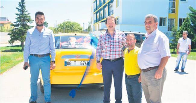 Kahraman taksici Serhan Gül yeni aracına kavuştu