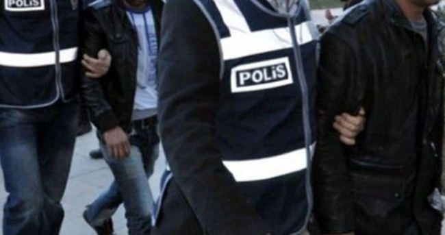 Trabzon’da 4 polis gözaltına alındı!