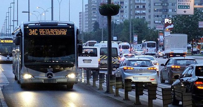 İstanbul’da ücretsiz toplu taşıma süresi uzatıldı