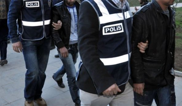 Adana’da el yapımı bomba hazırlayan 3 kişi tutuklandı
