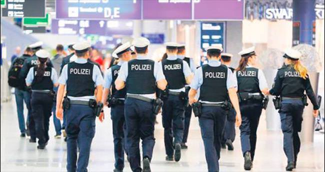 Almanya’da polis denetimi sıklaşıyor