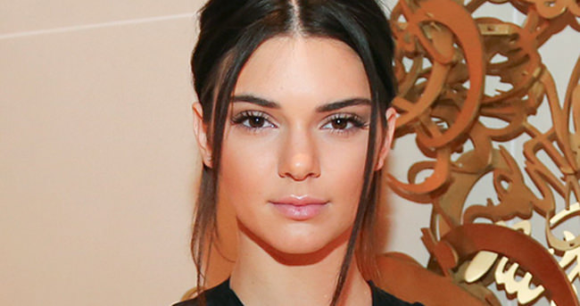 Kendall Jenner otoparkta yakalandı