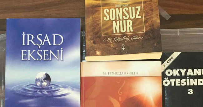 Gülen kitapları ile Öcalan posteri yanyana