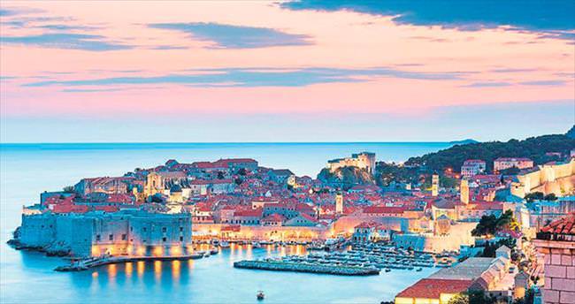 Deniz, istiridye ve eğlence Dubrovnik