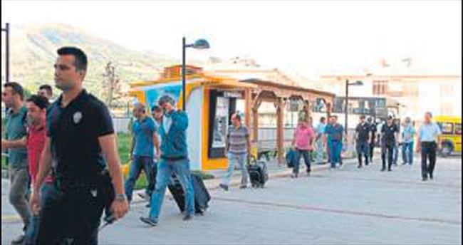 Burdur’daki 15 polis adliyede
