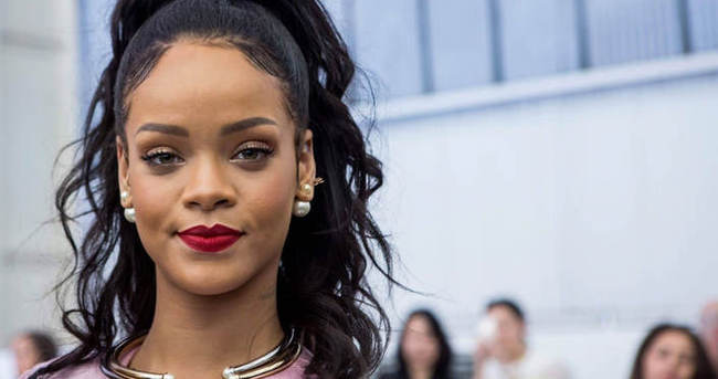Hayranlarından Rihanna’a tepki
