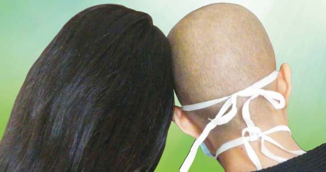 Kanser hastaları için Saçım saçın olsun kampanyası