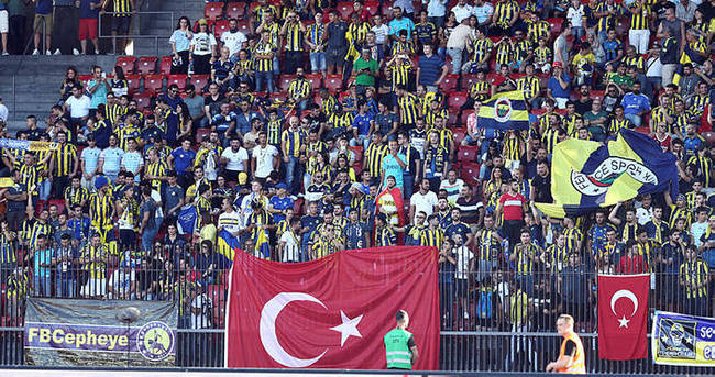Taraftar Fenerbahçe’yi yalnız bırakmadı