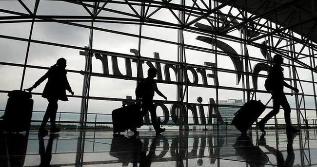Frankfurt Havalimanı’nda ’bomba’ alarmı