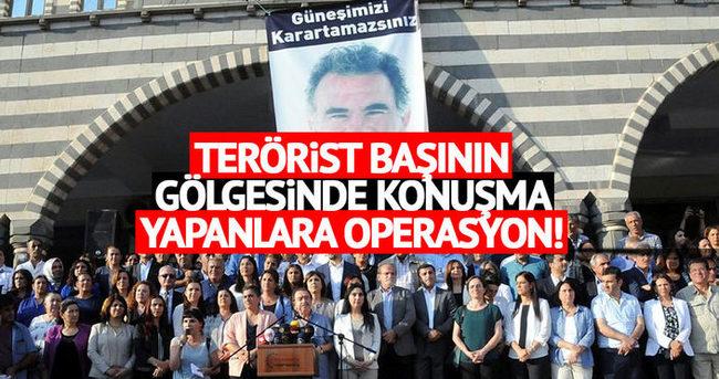 Diyarbakır’da polis, DTK binasında arama yaptı