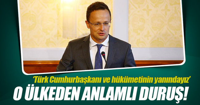 Türk Cumhurbaşkanı ve hükümetinin yanında duruyoruz