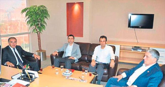 AK Parti’de üç ilçe başkanı belirleniyor