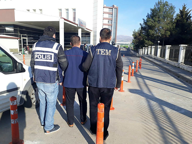 FETÖ nün emniyet yapılanmasına operasyon 15 gözaltı FETÖ nün emniyet yapılanmasına operasyon 15 gözaltı