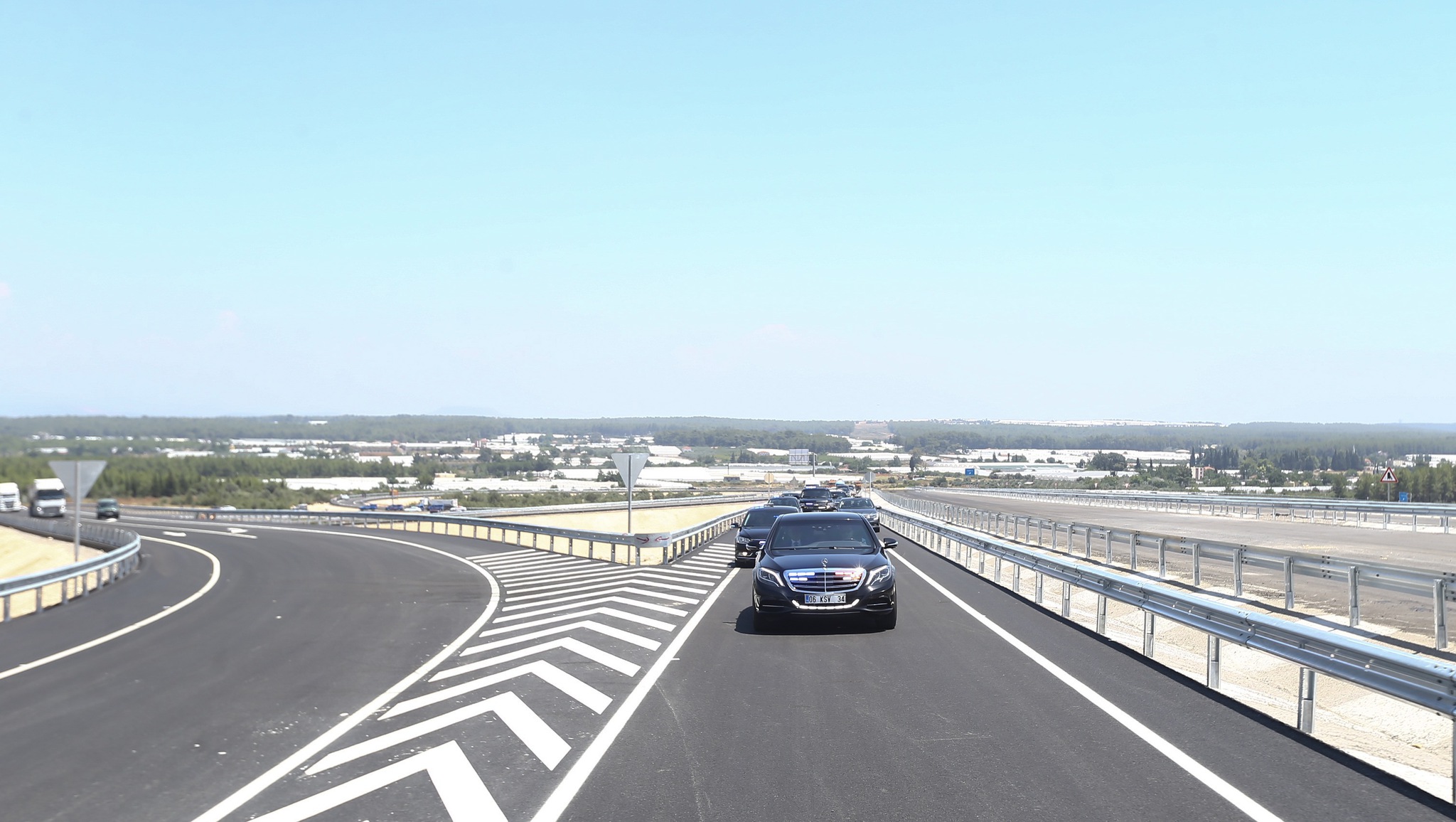 Mersin-Antalya yolu 4 saate düşüyor Mersin-Antalya yolu 4 saate düşüyor