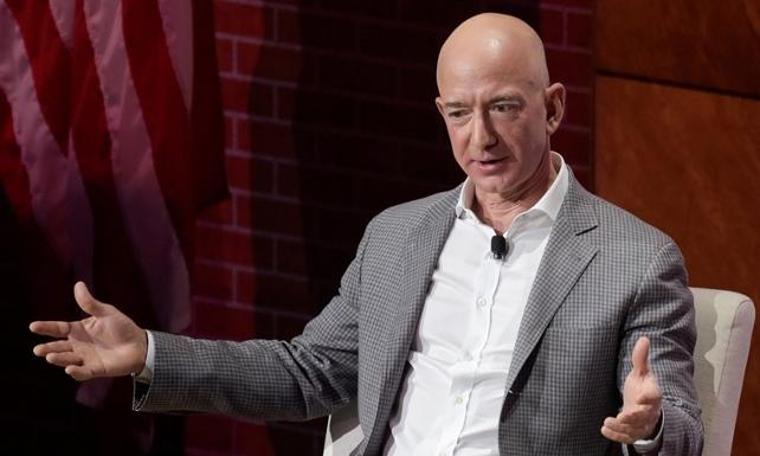 Jeff Bezos sadece 1 günde 3 milyar dolar kazandı Jeff Bezos sadece 1 günde 3 milyar dolar kazandı