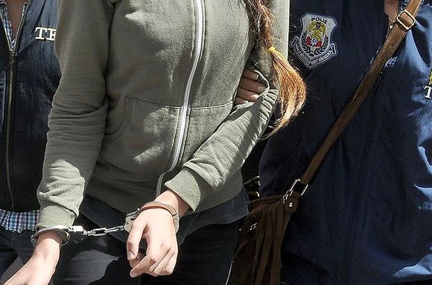 Gaziantep'te kocasını uyurken bıçakladı Gaziantep'te kocasını uyurken bıçakladı