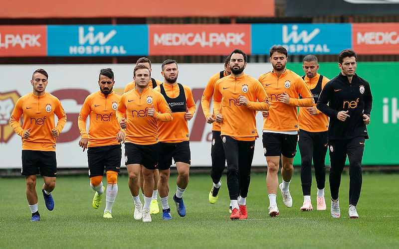 Galatasaray ı zor günler bekliyor Galatasaray ı zor günler bekliyor